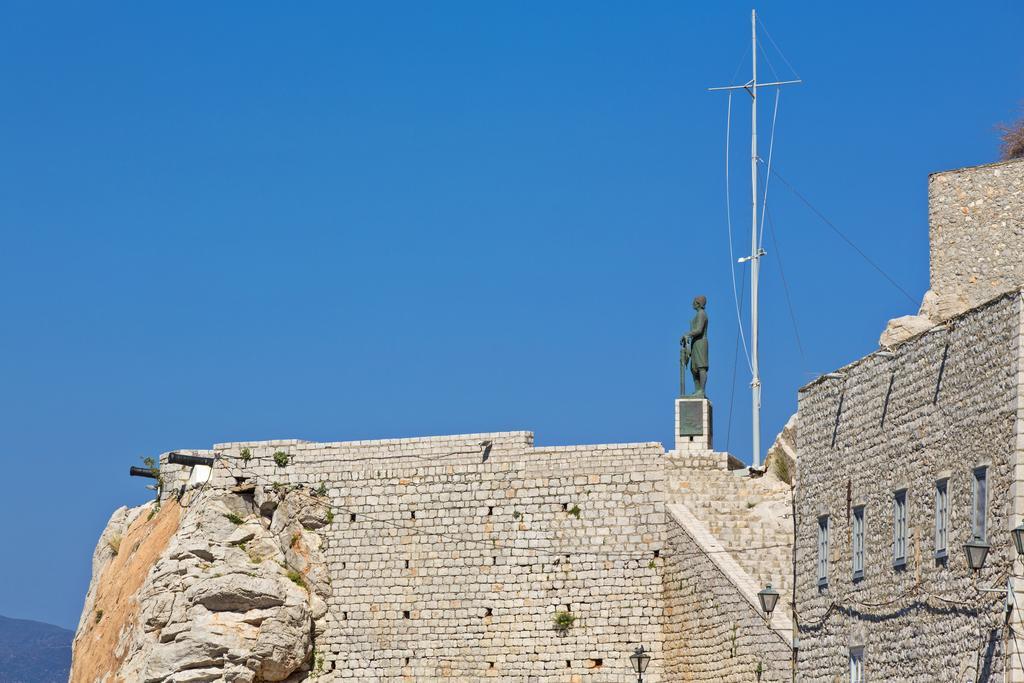 Hotel Leto Hydra Экстерьер фото